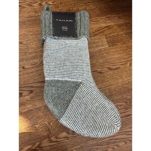 Tahari Set Of 2 Green & White Knit Christmas Stockings NWT 22"